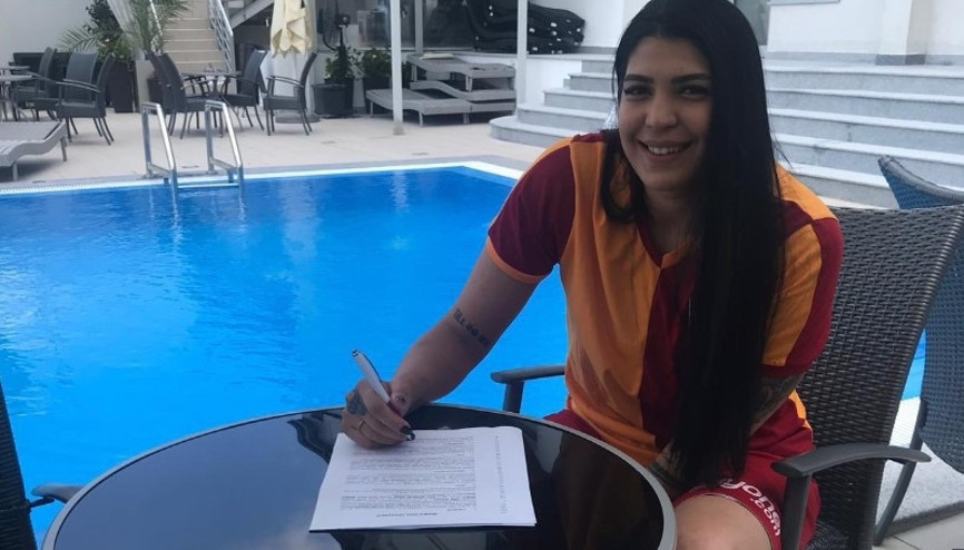 Tilbe Şenyürek Galatasarayda
