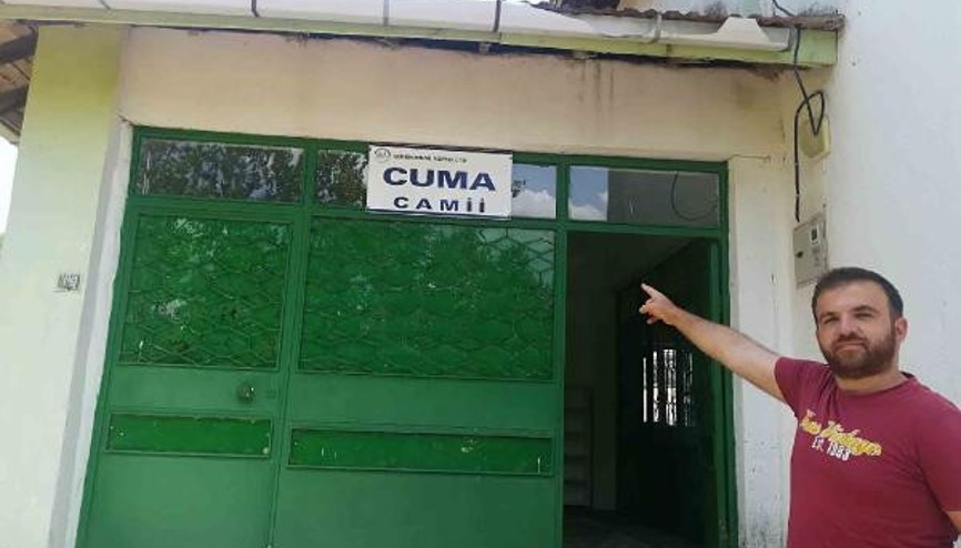 Bu camide sadece Cuma Namazı kılınıyor