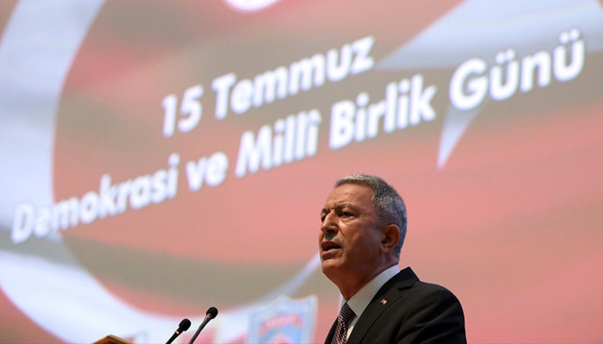 Hulusi Akar’dan ‘15 Temmuz’ töreninde önemli mesajlar Hulusi Akar’dan ‘15 Temmuz’ töreninde önemli mesajlar