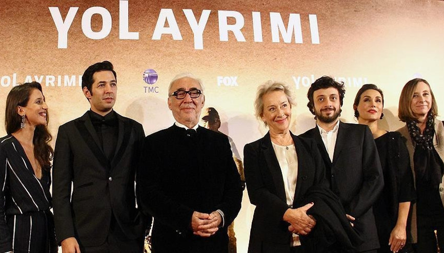Yol Ayrımı filminin oyuncuları kimler İşte Yol Ayrımının konusu ve oyuncuları Yol Ayrımı filminin oyuncuları kimler İşte Yol Ayrımının konusu ve oyuncuları