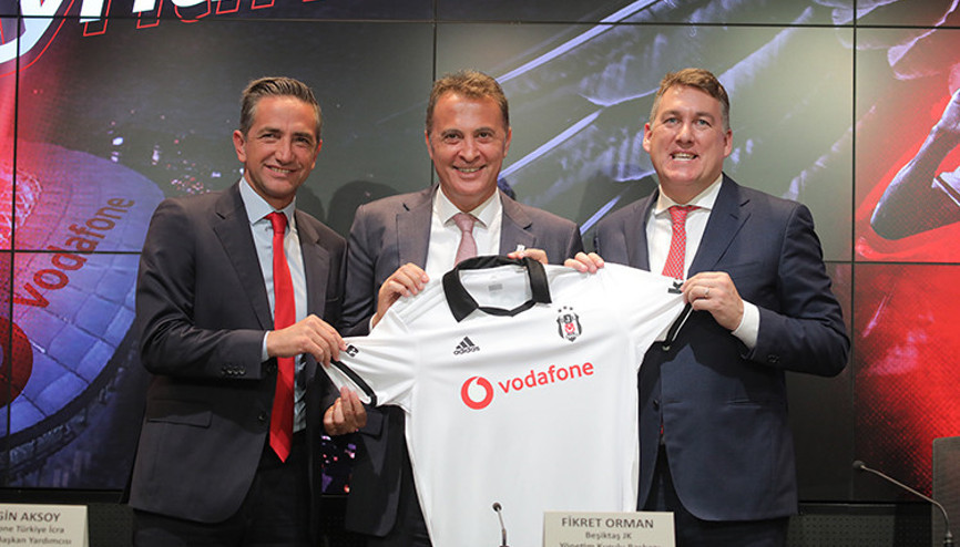 Beşiktaşta forma reklam sponsorluğu yenilendi