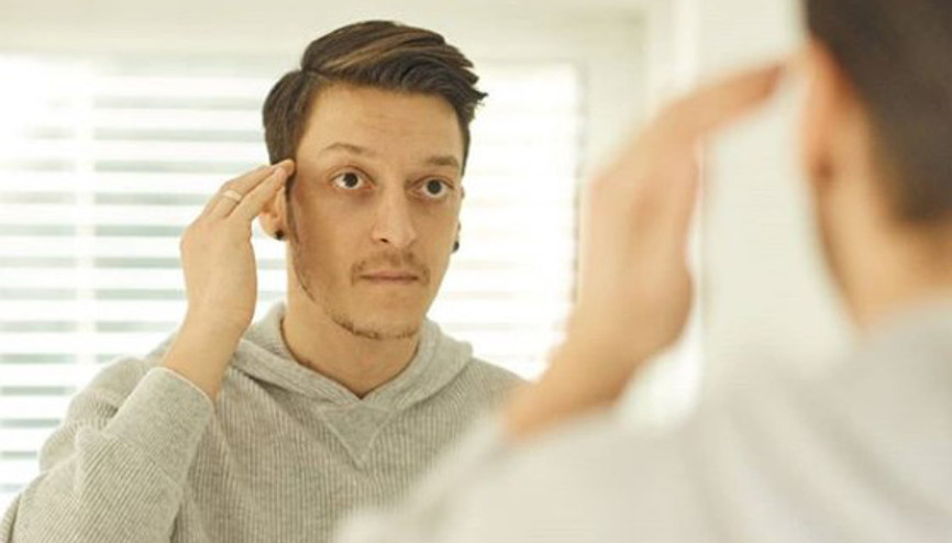Mesut Özilin yeni imajı şaşırttı