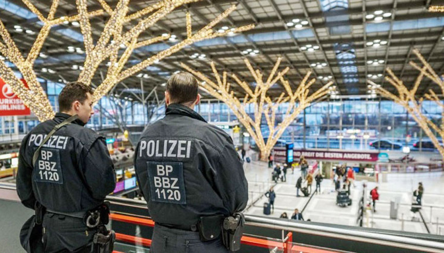 Almanya’da havaalanında bin 568 silah yakalandı