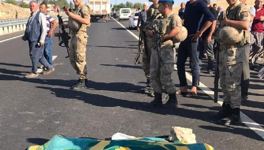 Diyarbakırda otomobil çarpan 12 yaşındaki Yusuf öldü Diyarbakırda otomobil çarpan 12 yaşındaki Yusuf öldü