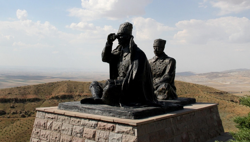 Burası Cumhuriyetin hikâyesi