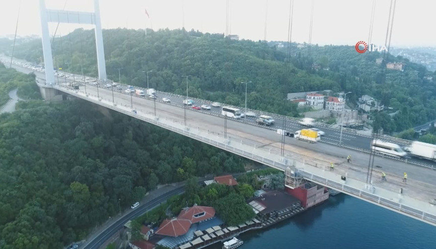 FSM Köprüsündeki asfalt çalışmasının son hali havadan görüntülendi