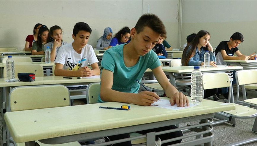 LGSde boş kontenjanlar ve taban puanlar açıklandı - İşte taban puan ve boş kontenjan Bilgileri