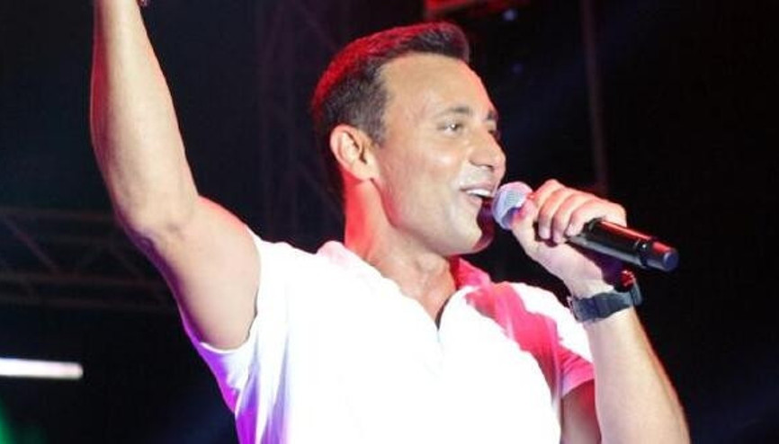 Mustafa Sandalın Avrupada tanınmasını sağlayan 2003 yılında çıkardığı albümü hangisidir