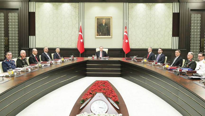 Karargâhta YAŞ heyecanı... Komutanların durumu belli olacak