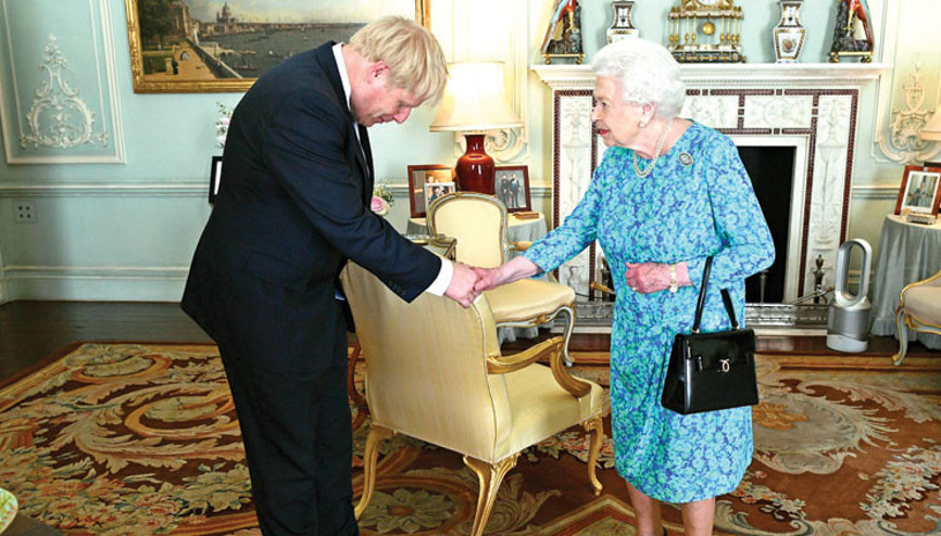 İngiltere’de devir teslim... Johnson hızlı başladı İngiltere’de devir teslim... Johnson hızlı başladı