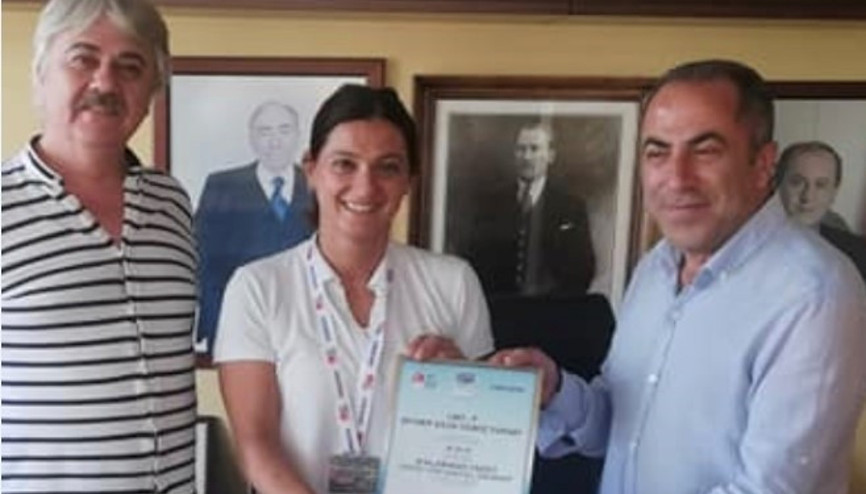 Çelikerden, Dilek Gereze plaket