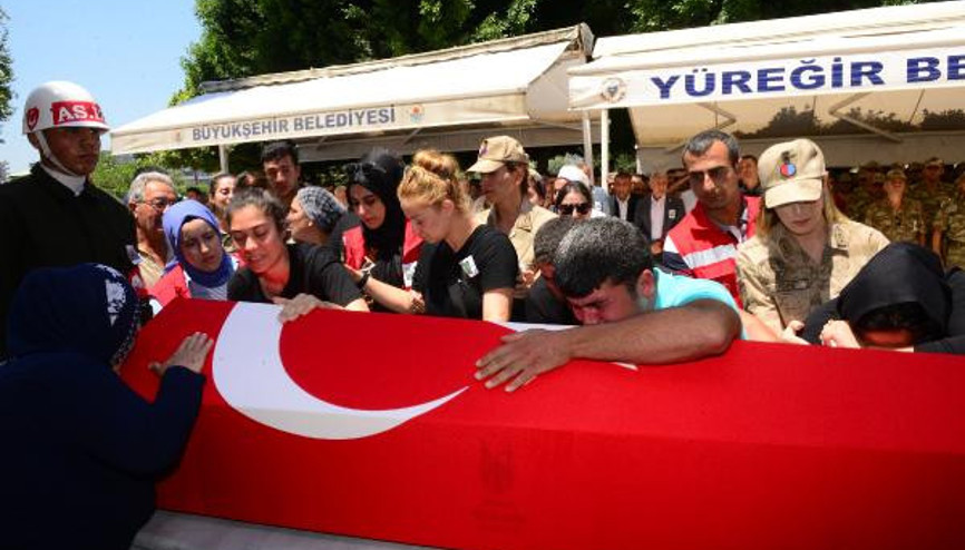 Şehit Sözleşmeli Er Metin Yıldız son yolculuğuna uğurlandı