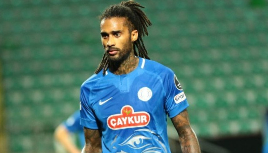 Son dakika: Çaykur Rizespor Traorenin sözleşmesini feshetti