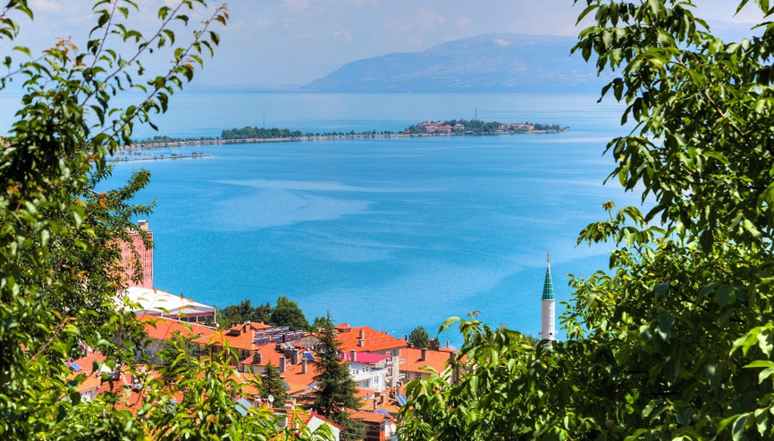 Gül ve lavanta kokan şehir: Isparta Gül ve lavanta kokan şehir: Isparta