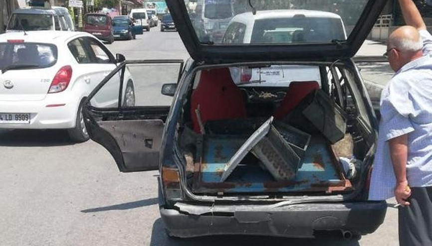 Sulama kanalı kapağı hırsızları, kovalamacayla yakalandı Sulama kanalı kapağı hırsızları, kovalamacayla yakalandı