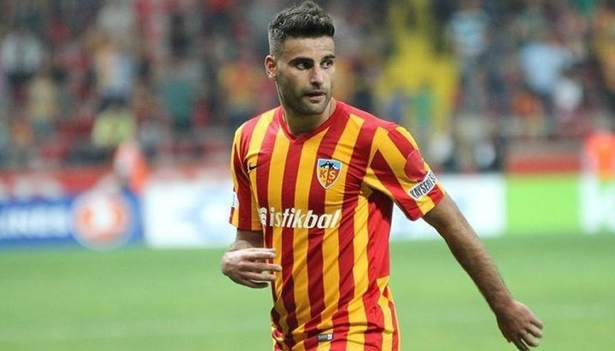 Galatasaraya Deniz Türüç şoku Fenerbahçe... | Son dakika transfer haberleri...