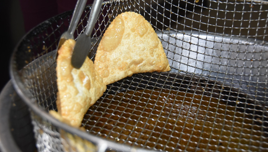 Meğer adını hep yanlış biliyormuşuz Çibörek değil, çiğbörek hiç değil...