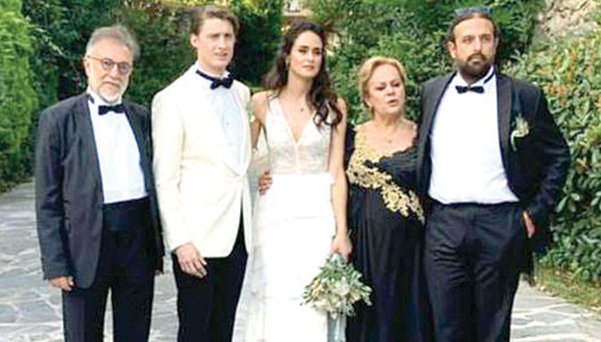 Yalıda düğün