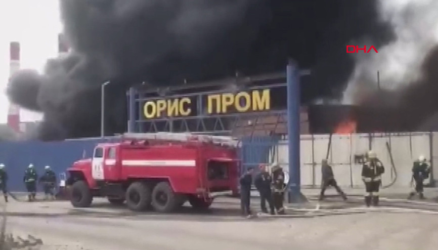 Rusyada zift deposunda yangın