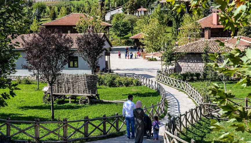 Köyüne gidemeyenlerin adresi: Altınköy