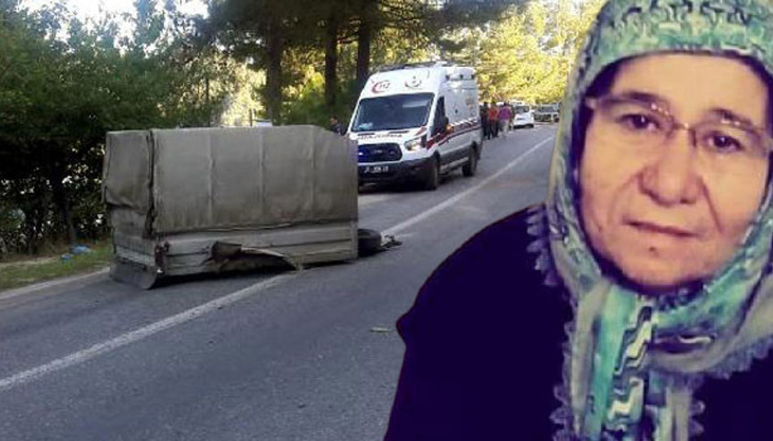 Minibüse takılı römorkun çarptığı çift öldü