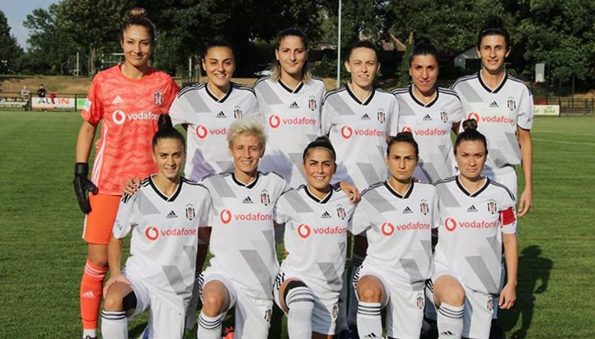 Beşiktaş Kadın Futbol Takımı, Twente karşısında Şampiyonlar Ligi elemeleri...