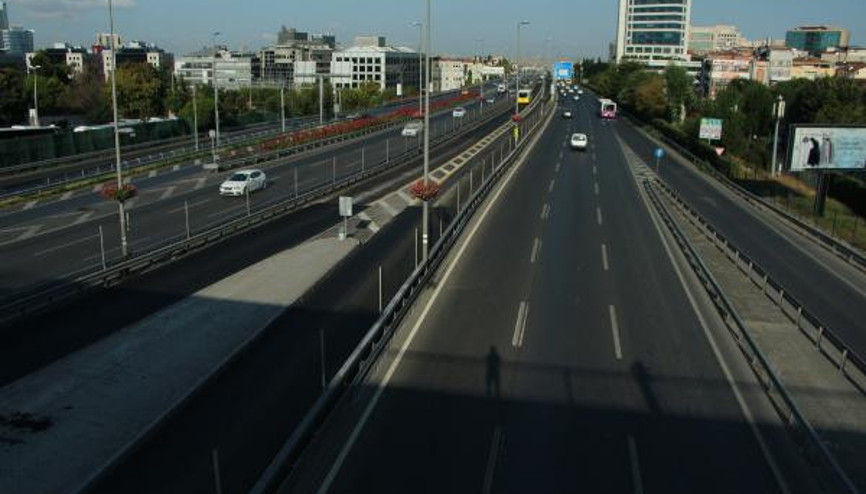 İstanbulda yollar boş kaldı