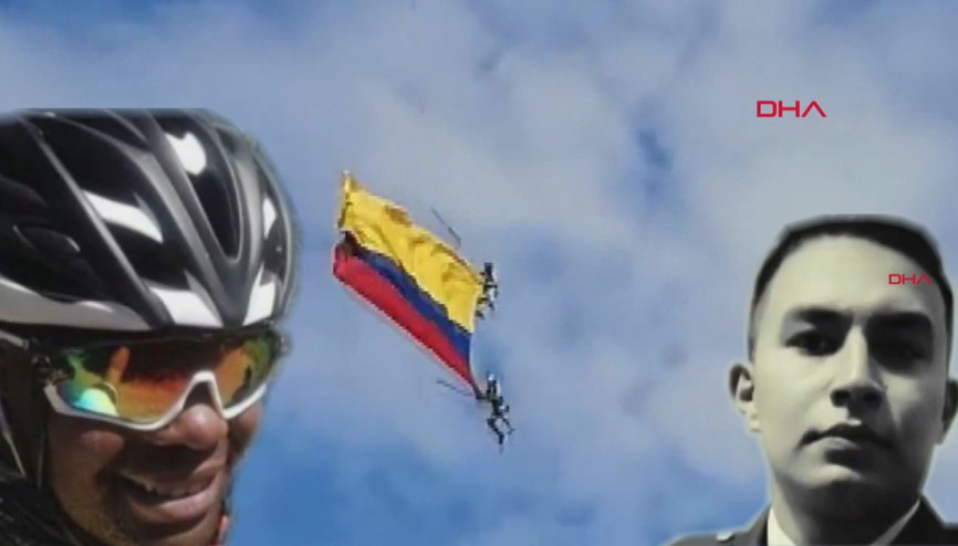 Gösteri uçuşunda halat koptu, 2 asker yere çakıldı