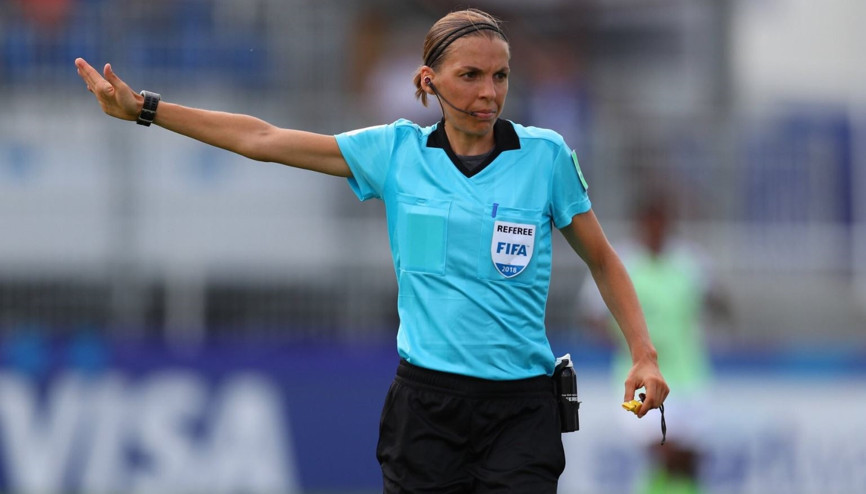 İstanbuldaki Süper Kupa finalinde kadın hakem ile tarih yazılacak