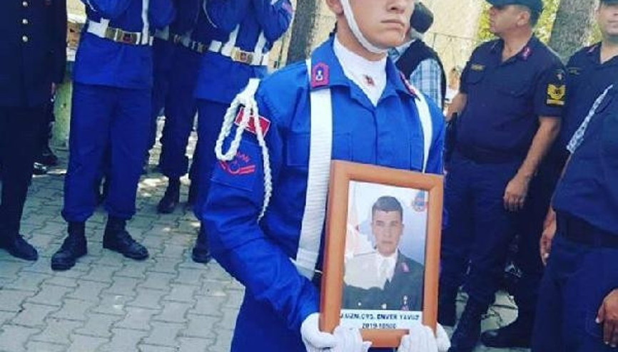 Uzman çavuş trafik kazasında hayatını kaybetti
