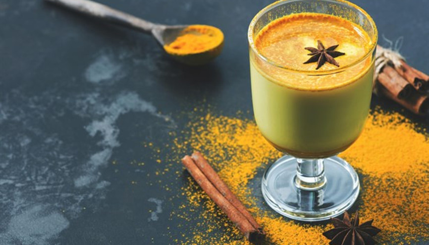 Sayısız Faydası Olan Altın Süt Nasıl Yapılır