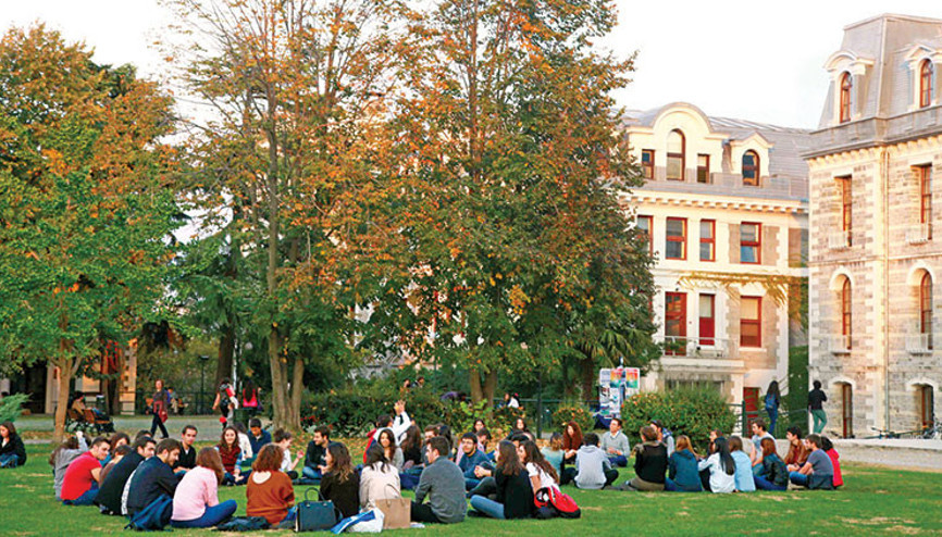 Üniversitelere e-kayıtlar başladı