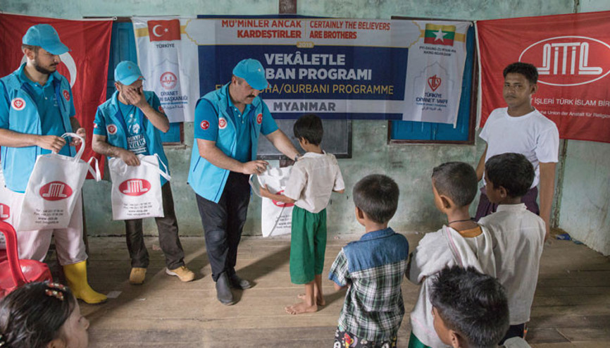 Gönül elçileri bu kez Arakanlı yetimleri sevindirdi