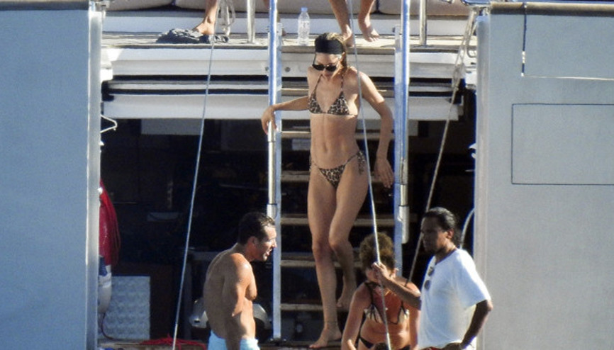 Duyan geldi: Kalabalık yat gezisi