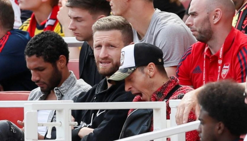 Mesut Özil kameralara böyle yakalandı