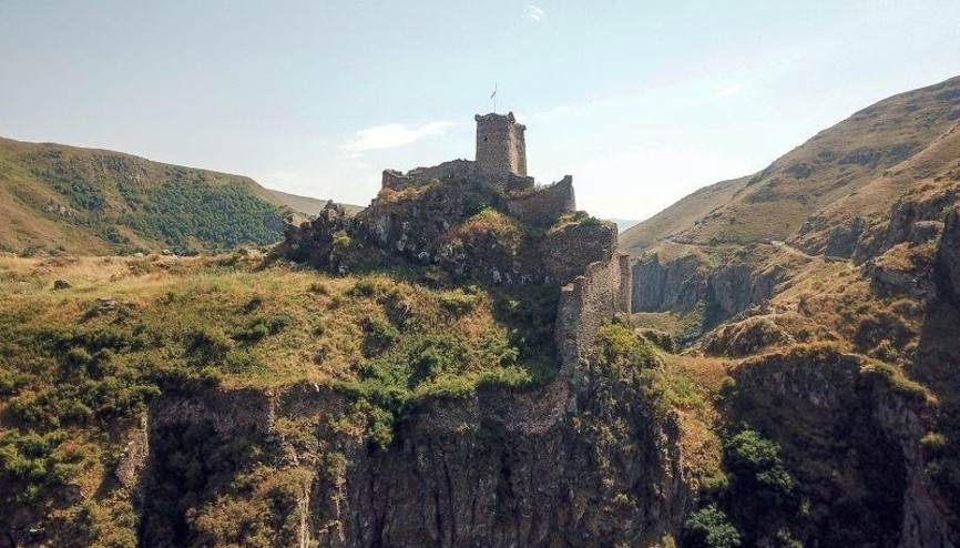 Ardahanda bir orta çağ kalesi: Şeytan Kalesi