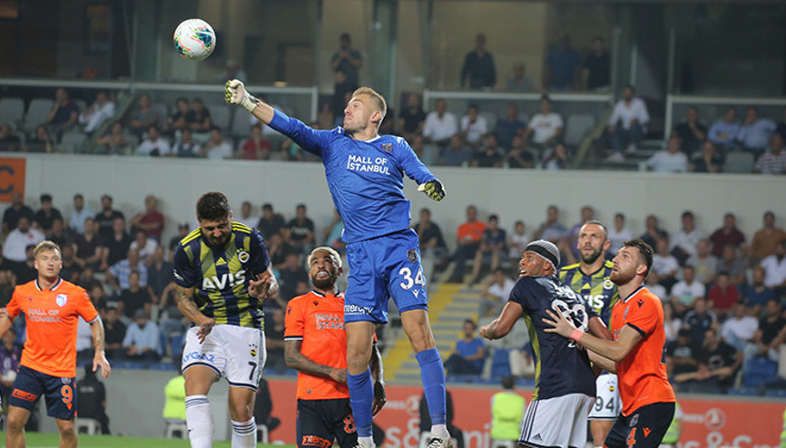 Mert Günok maça damga vurdu