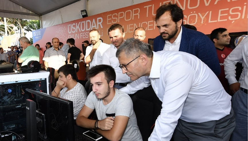 Türkiye’nin ilk kamu espor tesisi Üsküdar’da kurulacak Türkiye’nin ilk kamu espor tesisi Üsküdar’da kurulacak