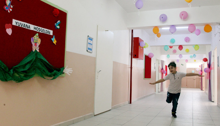 MEBden okula başlayacak miniklere yeni program