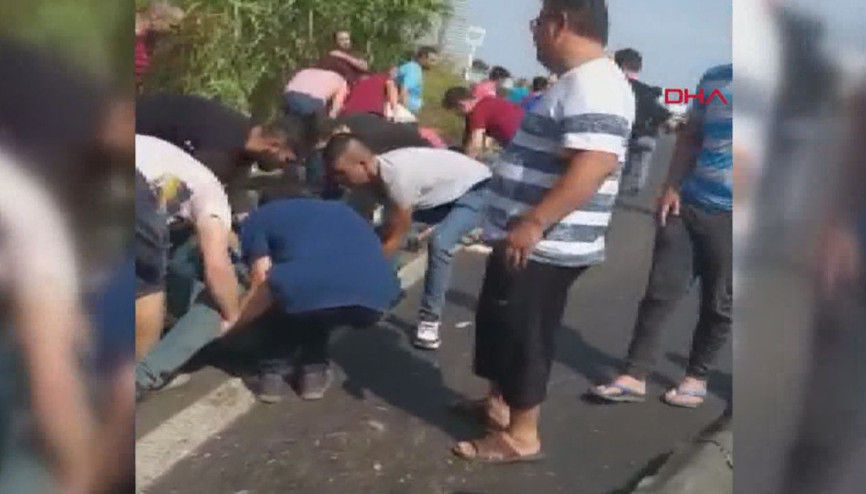 Aydında işçileri taşıyan servis şarampole yuvarlandı çok sayıda yaralı var