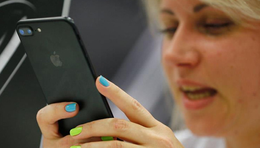 Apple özür diledi Herkesi dinlemişler