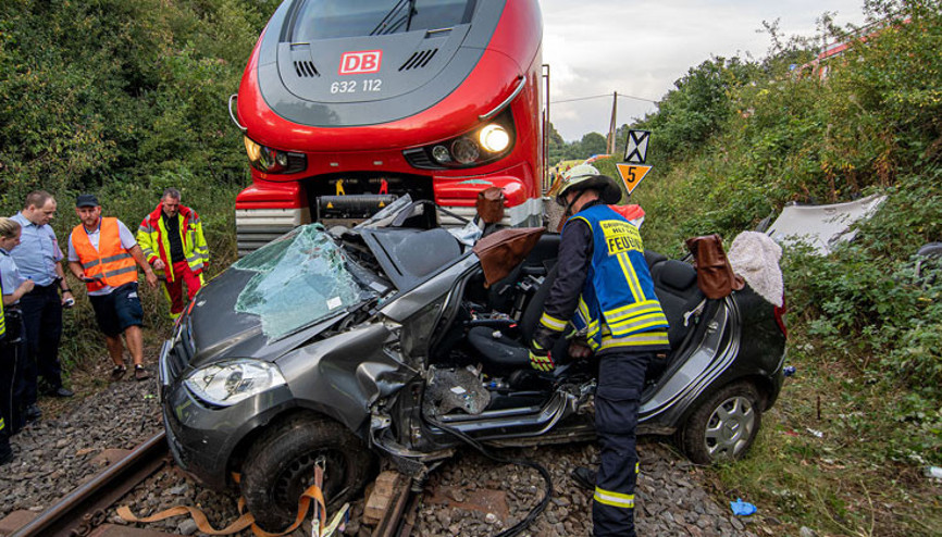 50 metre sürükledi