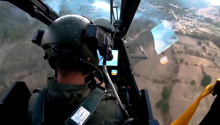 Kıran Operasyonuna Atak helikopterlerinden hava desteği