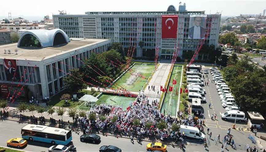 İBBde işten çıkarılan işçilere destek ziyaretleri