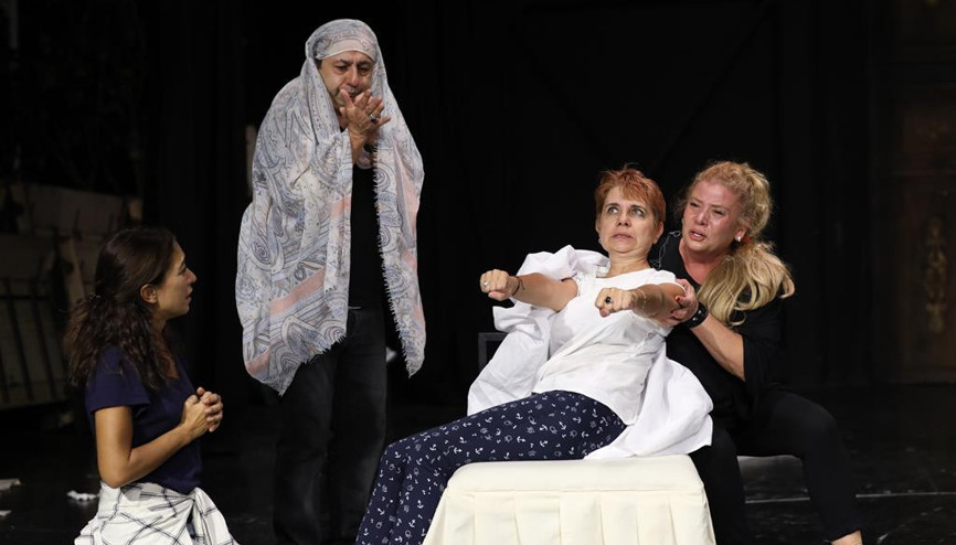 Orta oyunu tadında Gulyabani