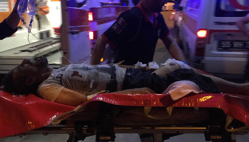 Korku dolu anlar Eski eşi ve çocuklarını silahla rehin alan koca...