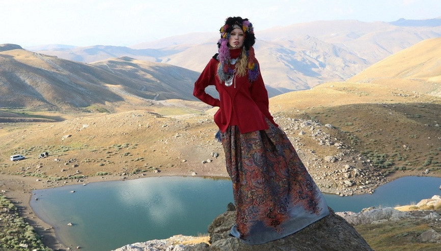 Hakkarideki Berçelan Yaylasında moda çekimi