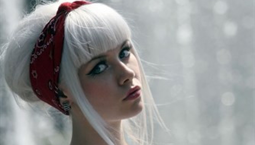 Saç beyazlamasının nedenleri