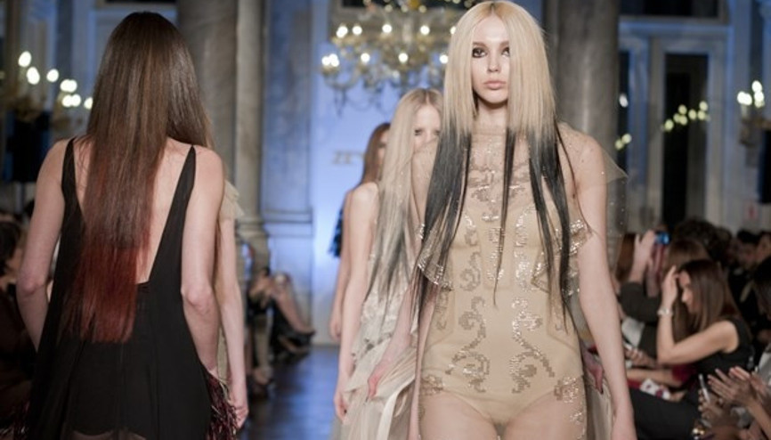 IFW 2014 Zeynep Tosun defilesi