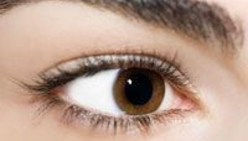 Doğallıkta son trend: Kaş nakli ile kalın kaşlara sahip olun